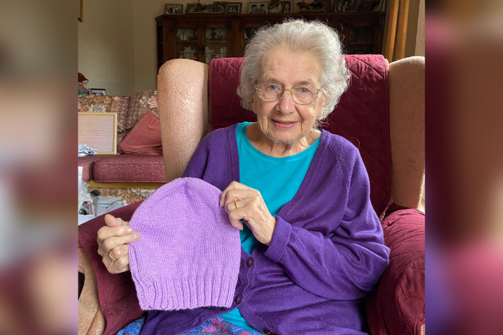 Dorothy knits hats for premature babies